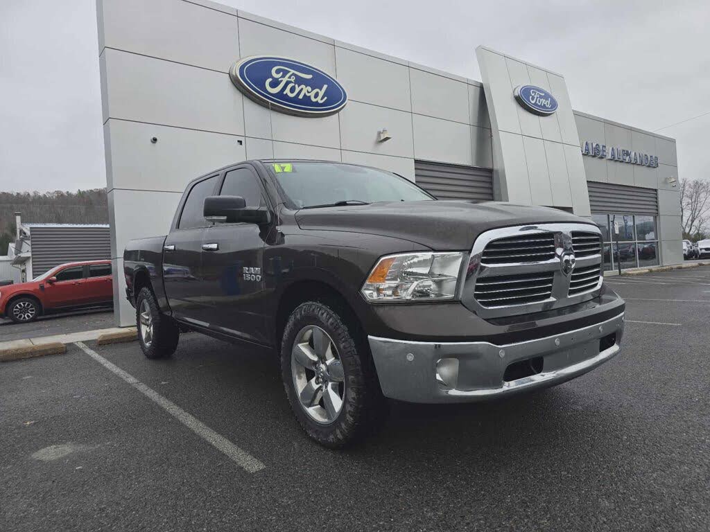 2017 RAM 1500 Big Horn Crew Cab 4WD