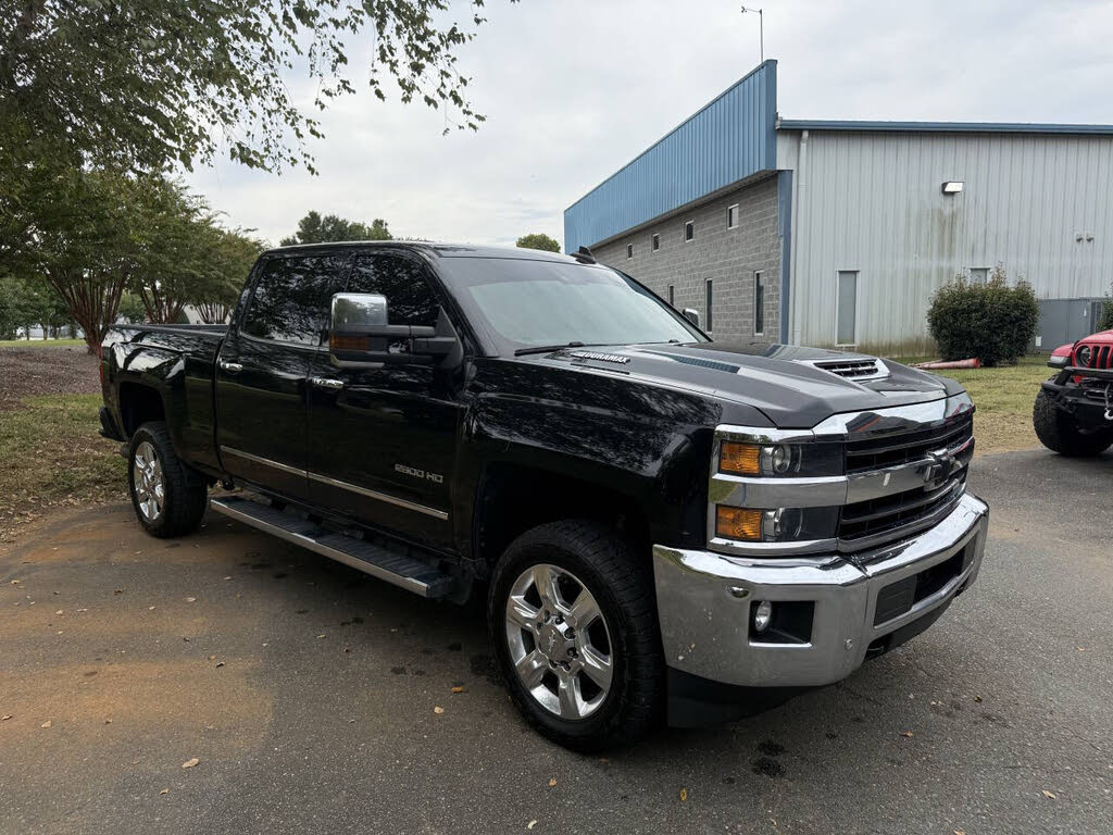 2019 Chevrolet Silverado 2500HD LTZ Crew Cab 4WD