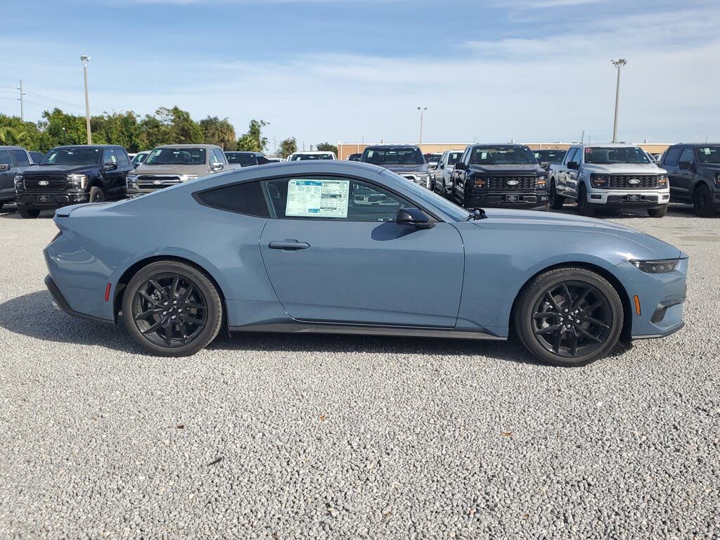 2026 Ford Mustang EcoBoost Fastback RWD