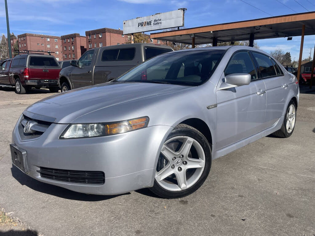 2004 Acura TL FWD with Performance Tires