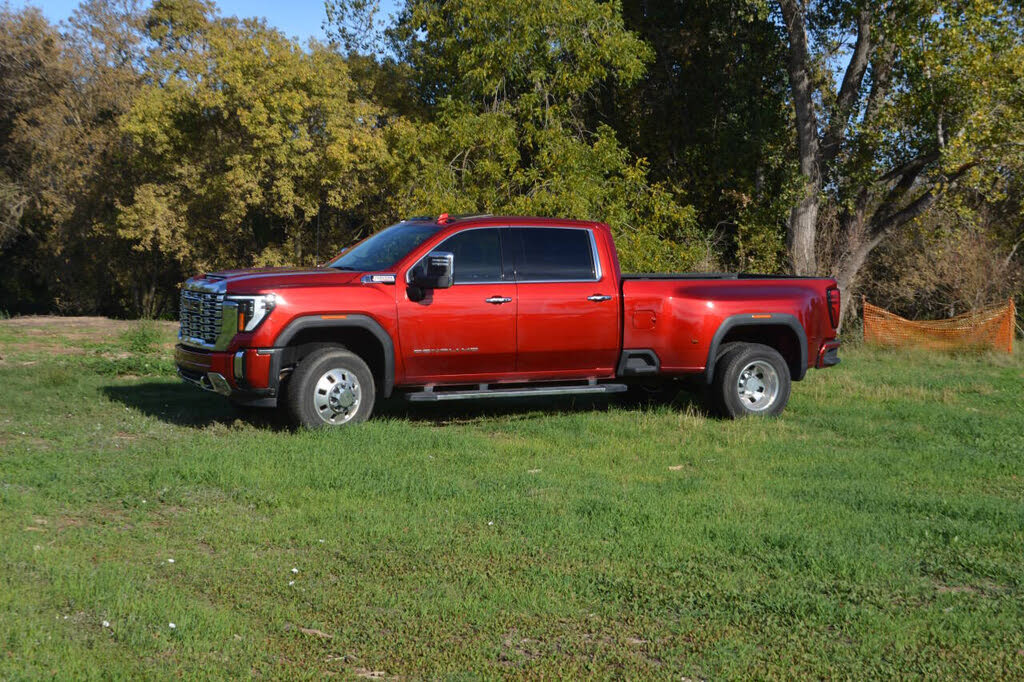2024 GMC Sierra 3500HD Denali Crew Cab LB DRW 4WD