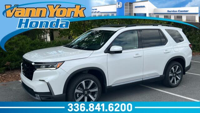 2025 Honda Pilot Touring AWD