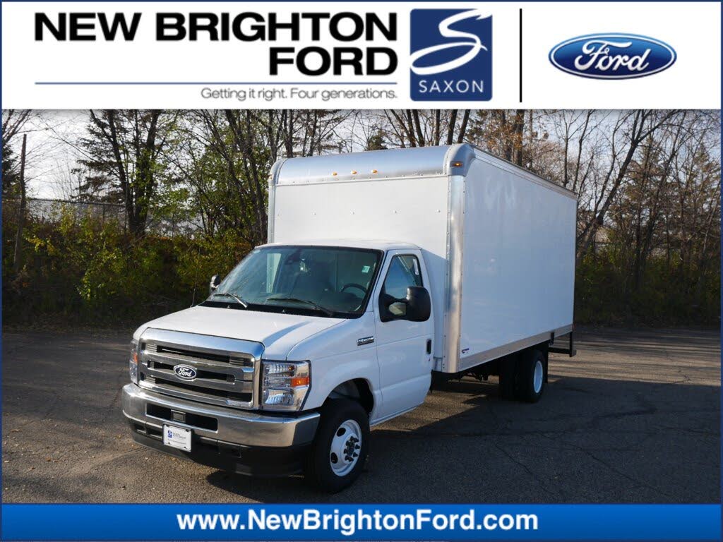 2026 Ford E-Series Chassis E-450 SD Cutaway 158 DRW RWD