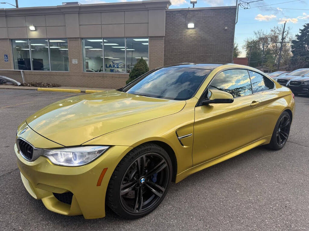 2015 BMW M4 Coupe RWD