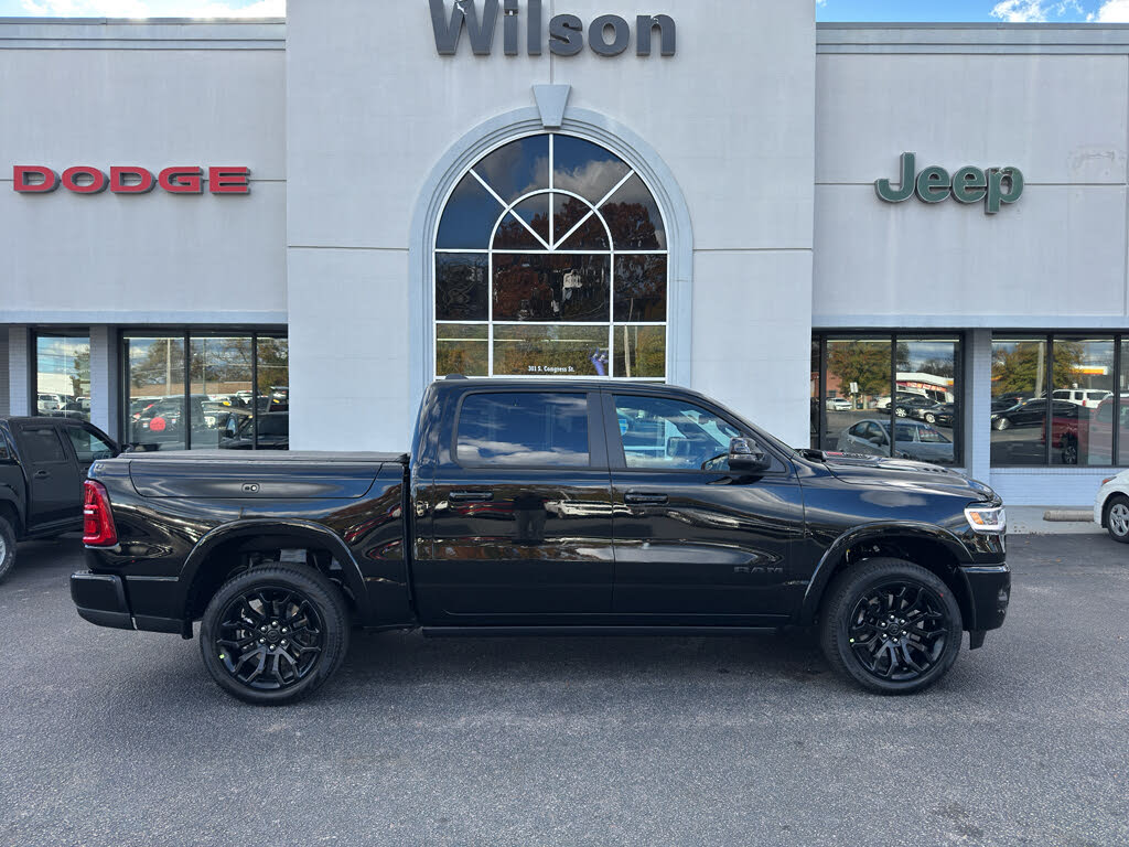 2026 RAM 1500 Limited Crew Cab 4WD