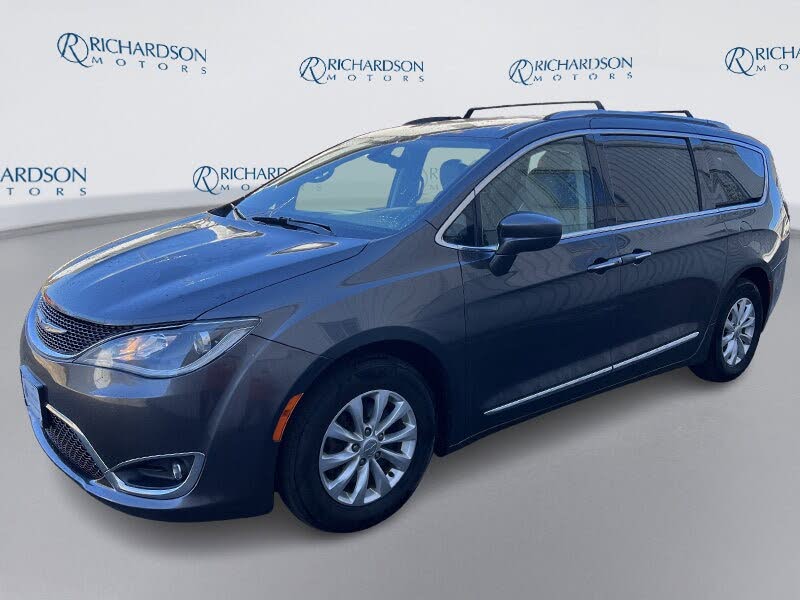 2018 Chrysler Pacifica Touring L FWD