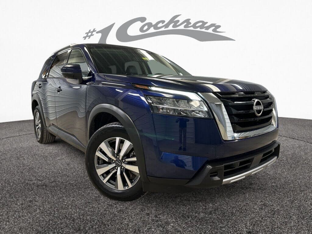 2023 Nissan Pathfinder SL 4WD
