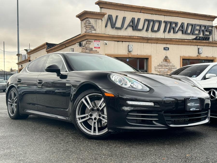 2014 Porsche Panamera 4S