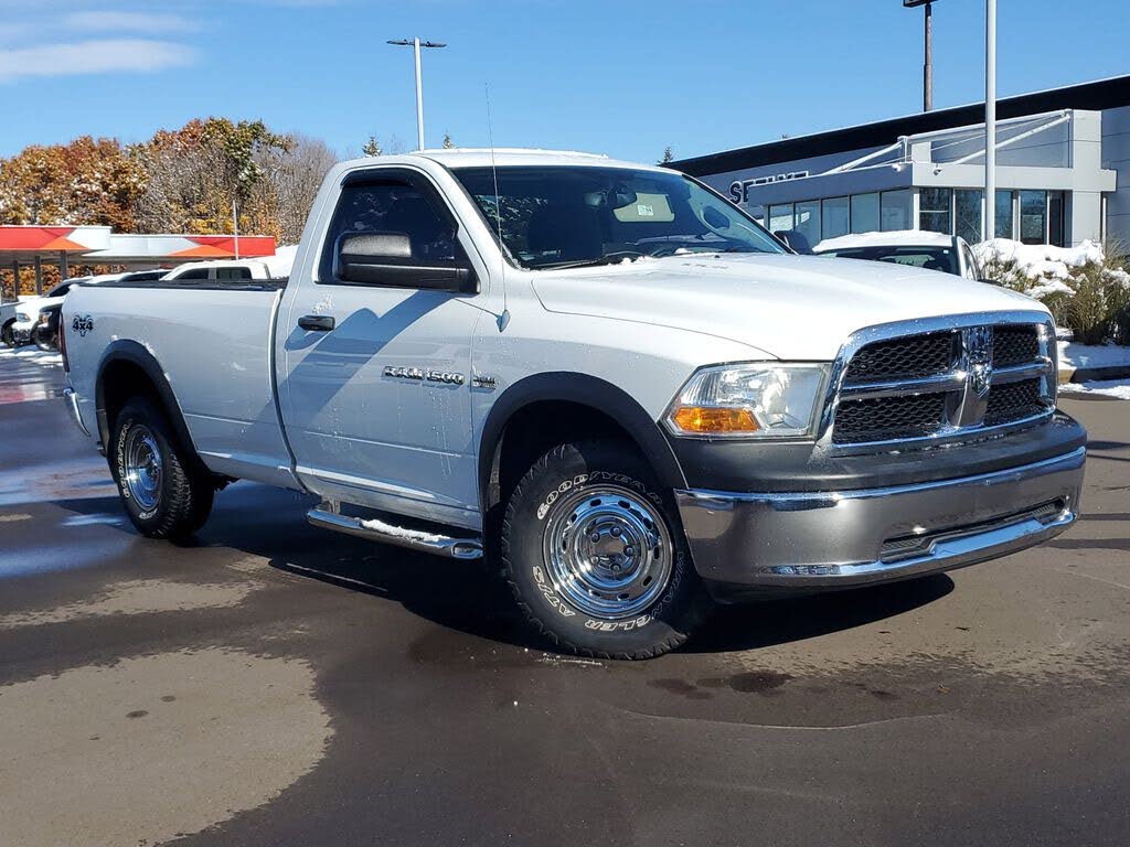 2012 RAM 1500 ST LB 4WD