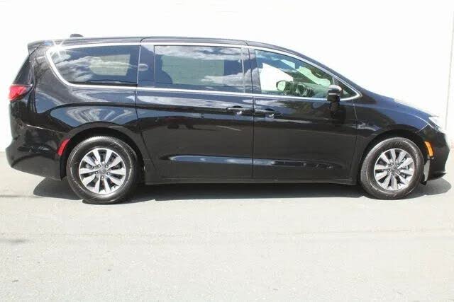 2025 Chrysler Pacifica Hybrid Select FWD