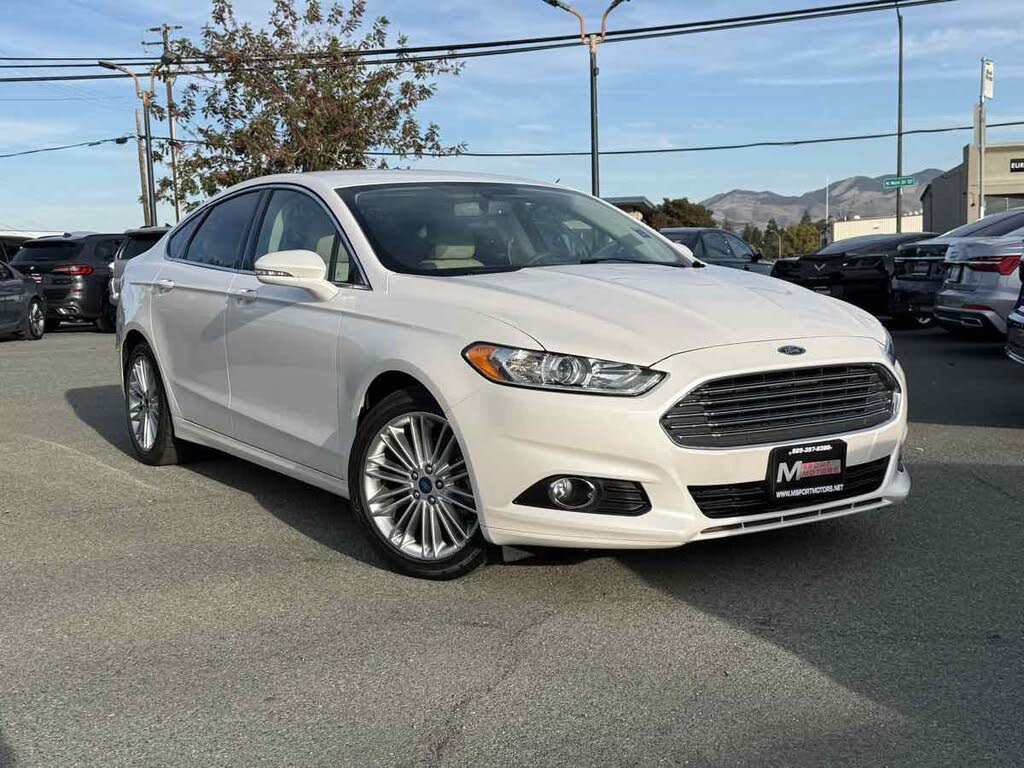 2015 Ford Fusion SE