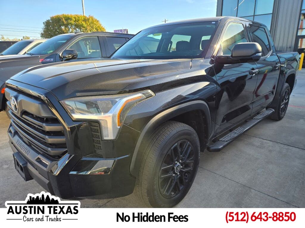 2022 Toyota Tundra SR5 CrewMax Cab 4WD