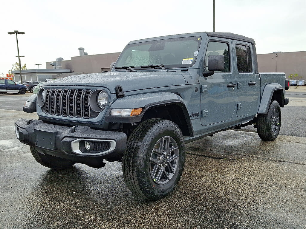2026 Jeep Gladiator Sport S Crew Cab 4WD