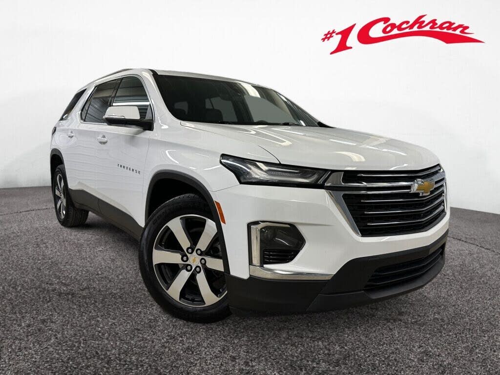 2023 Chevrolet Traverse LT Leather FWD