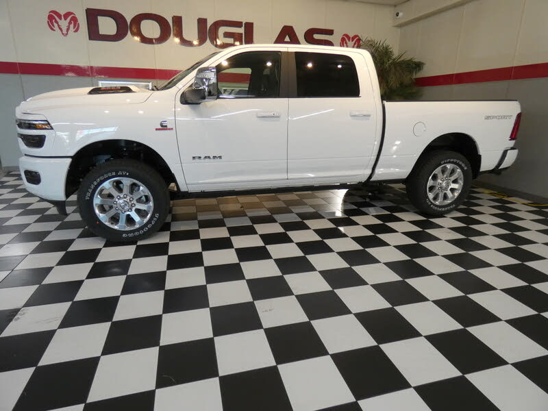 2026 RAM 2500 Laramie Crew Cab 4WD