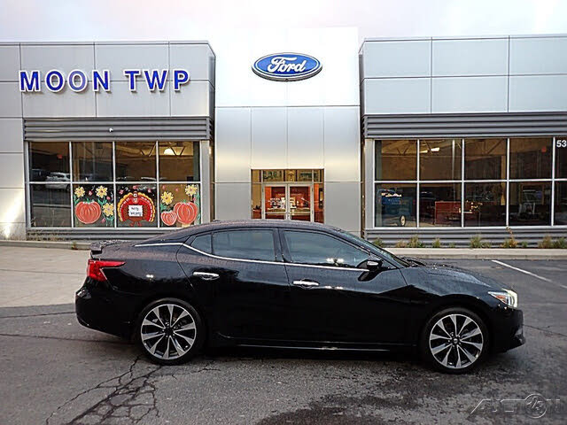 2016 Nissan Maxima SR