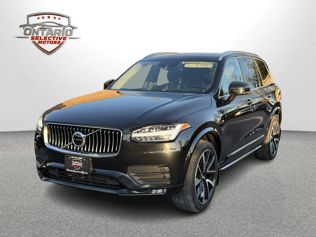 2021 Volvo XC90 T6 Momentum 6-Passenger AWD