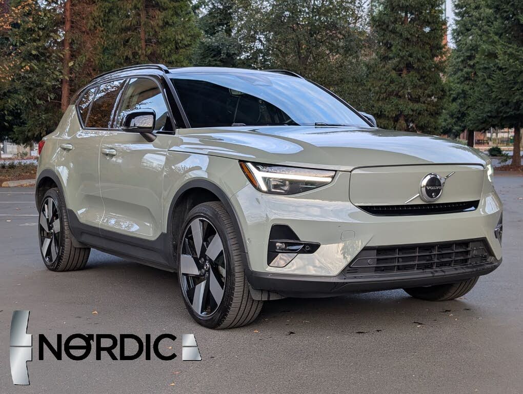 2024 Volvo XC40 Recharge Plus RWD