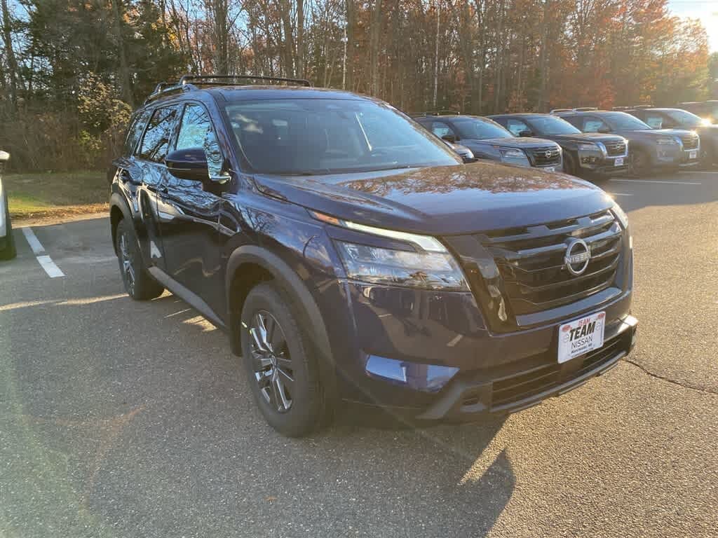 2025 Nissan Pathfinder SV 4WD