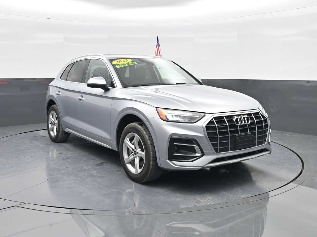 2023 Audi Q5 quattro Premium 40 TFSI