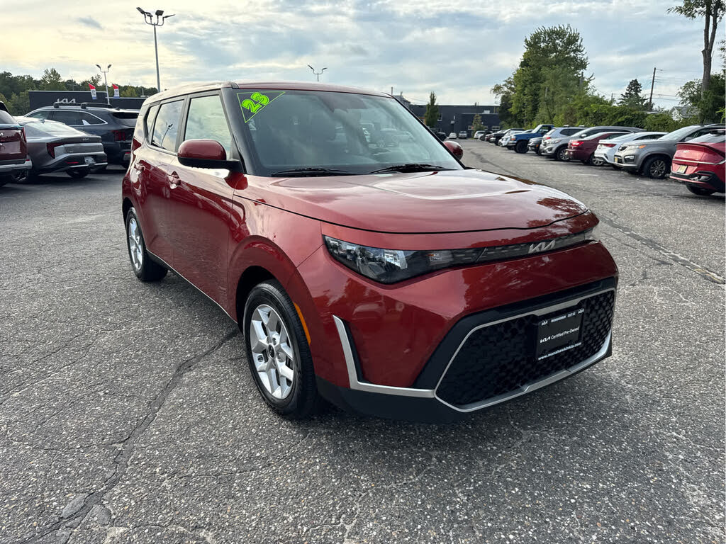 2023 Kia Soul LX FWD