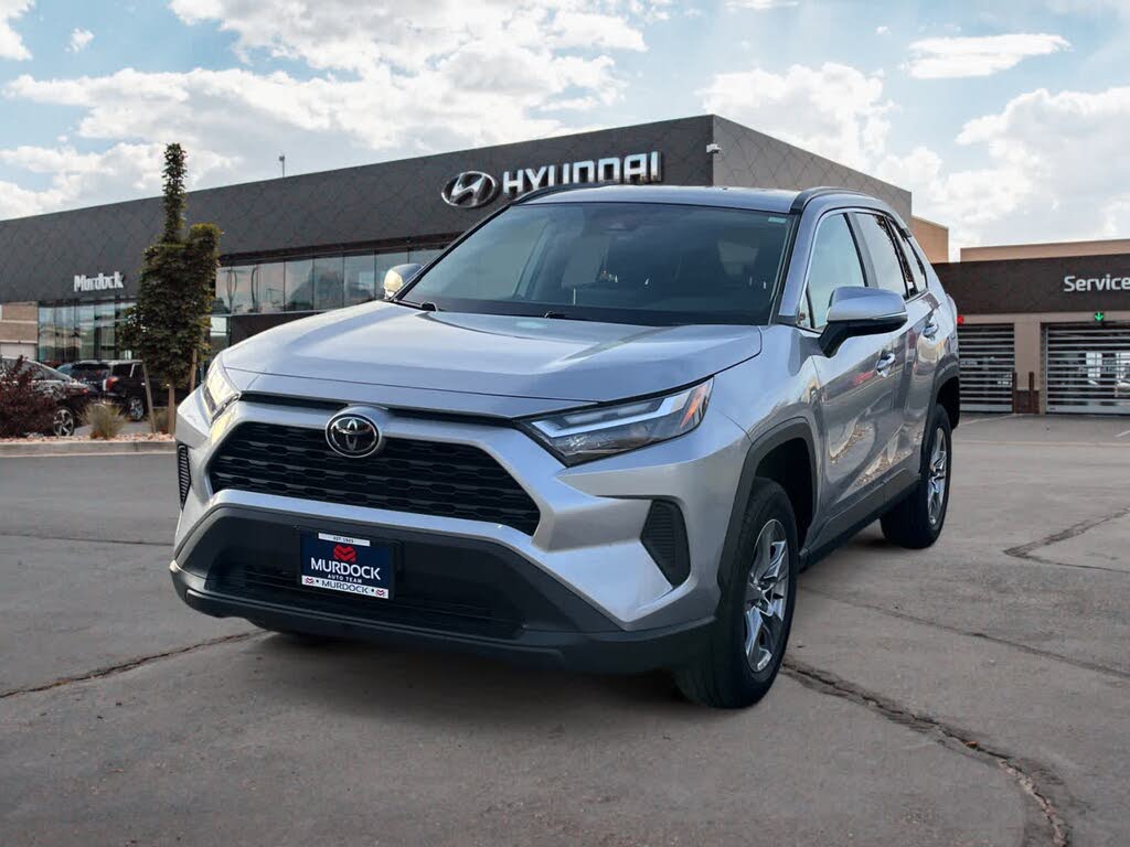 2024 Toyota RAV4 XLE AWD
