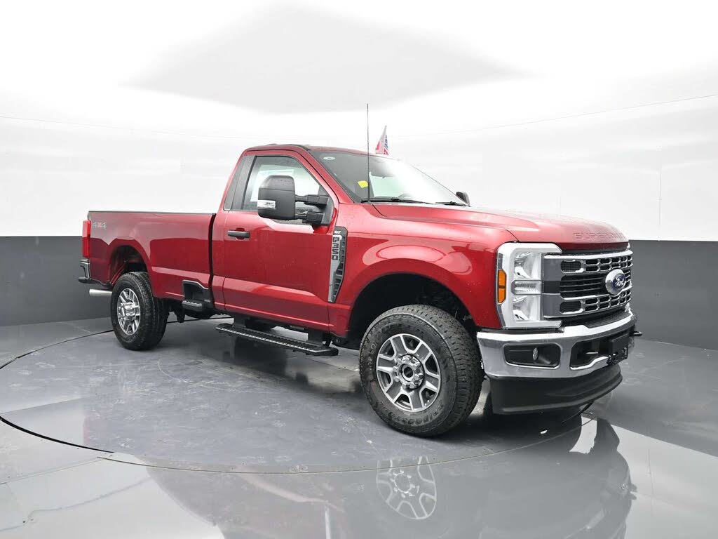 2025 Ford F-350 Super Duty XLT Regular Cab LB 4WD