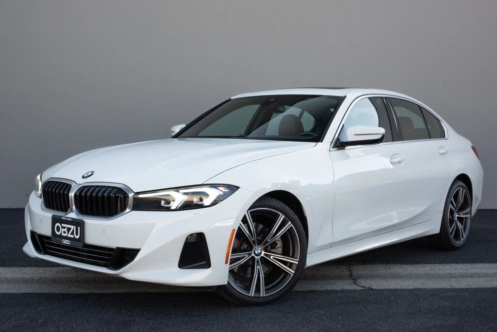 2024 BMW 3 Series 330i RWD