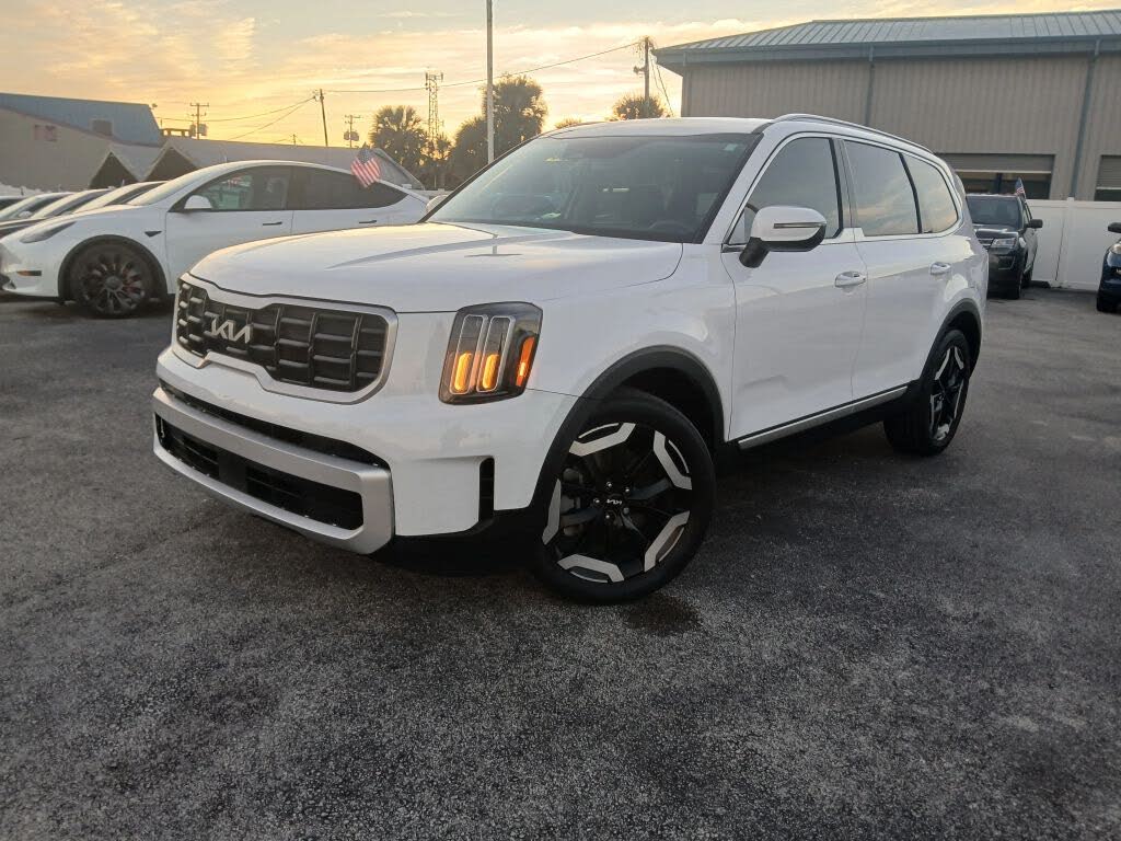 2024 Kia Telluride S FWD