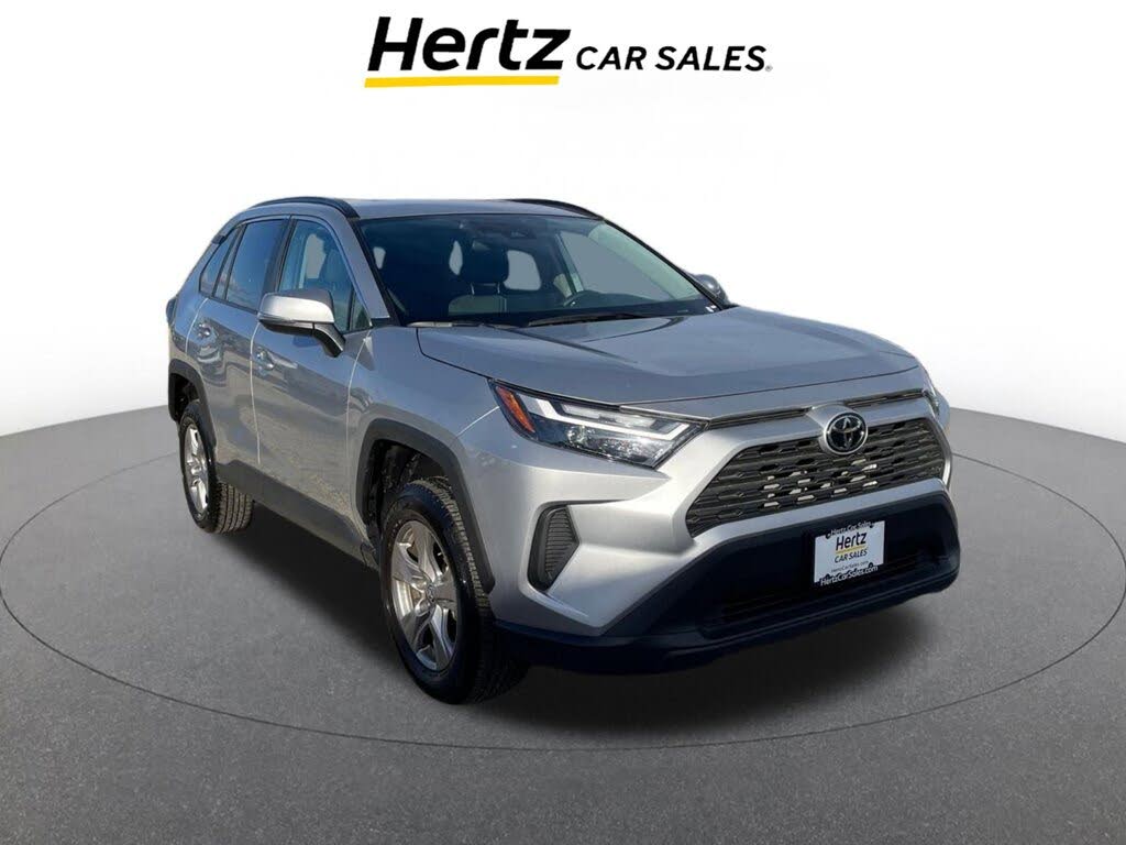2025 Toyota RAV4 XLE FWD