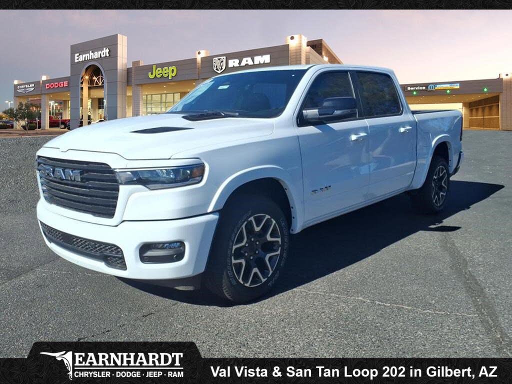 2026 RAM 1500 Laramie Crew Cab 4WD