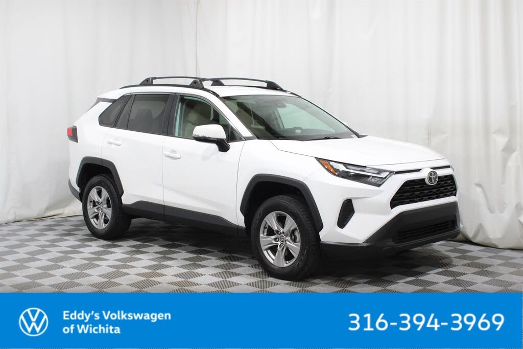 2022 Toyota RAV4 XLE FWD