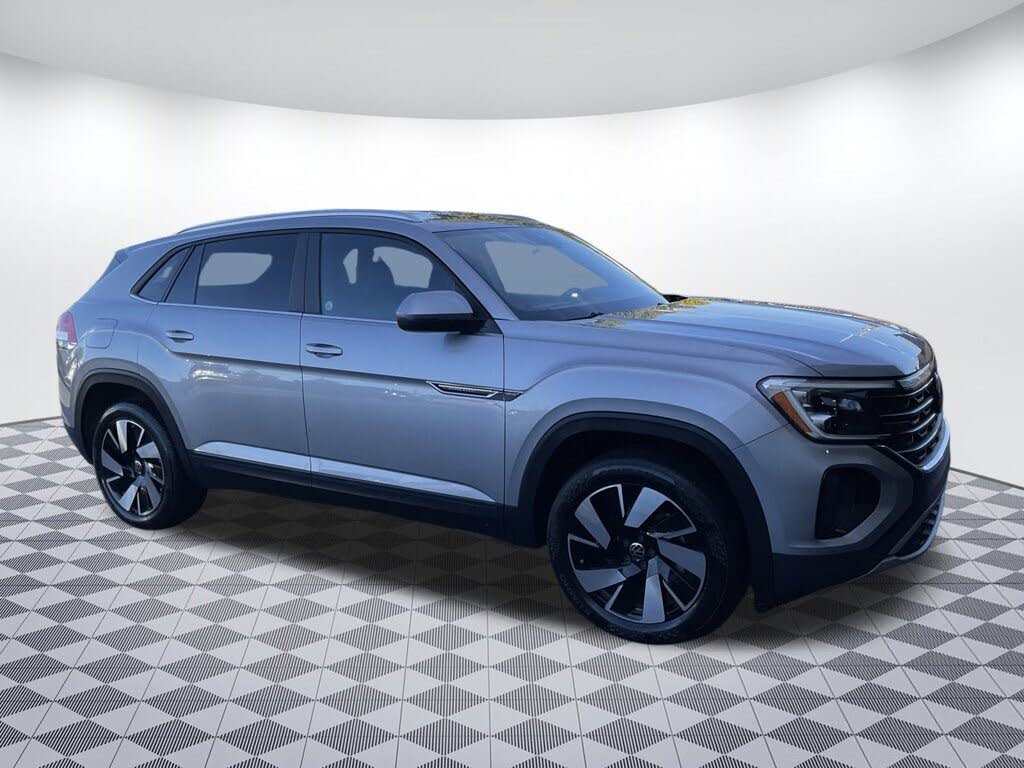 2024 Volkswagen Atlas Cross Sport SE FWD with Technology
