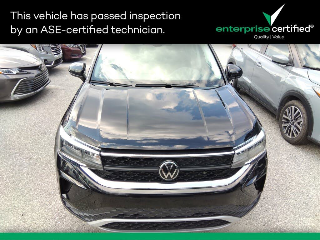 2024 Volkswagen Taos SE FWD