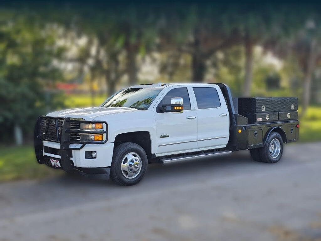 2015 Chevrolet Silverado 3500HD High Country Crew Cab LB 4WD
