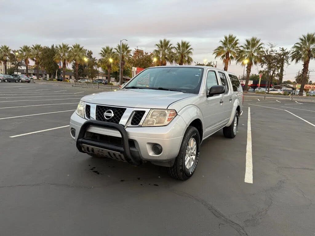 2016 Nissan Frontier SV Crew Cab 4WD