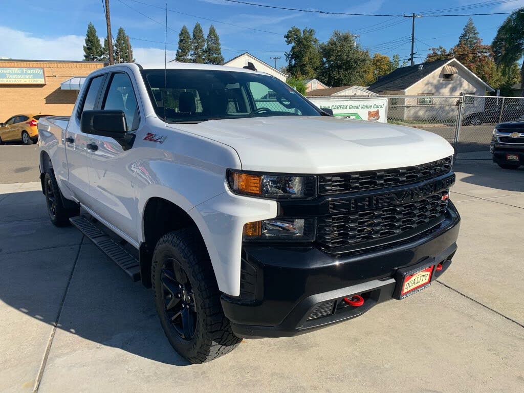 2020 Chevrolet Silverado 1500 Custom Trail Boss Double Cab 4WD