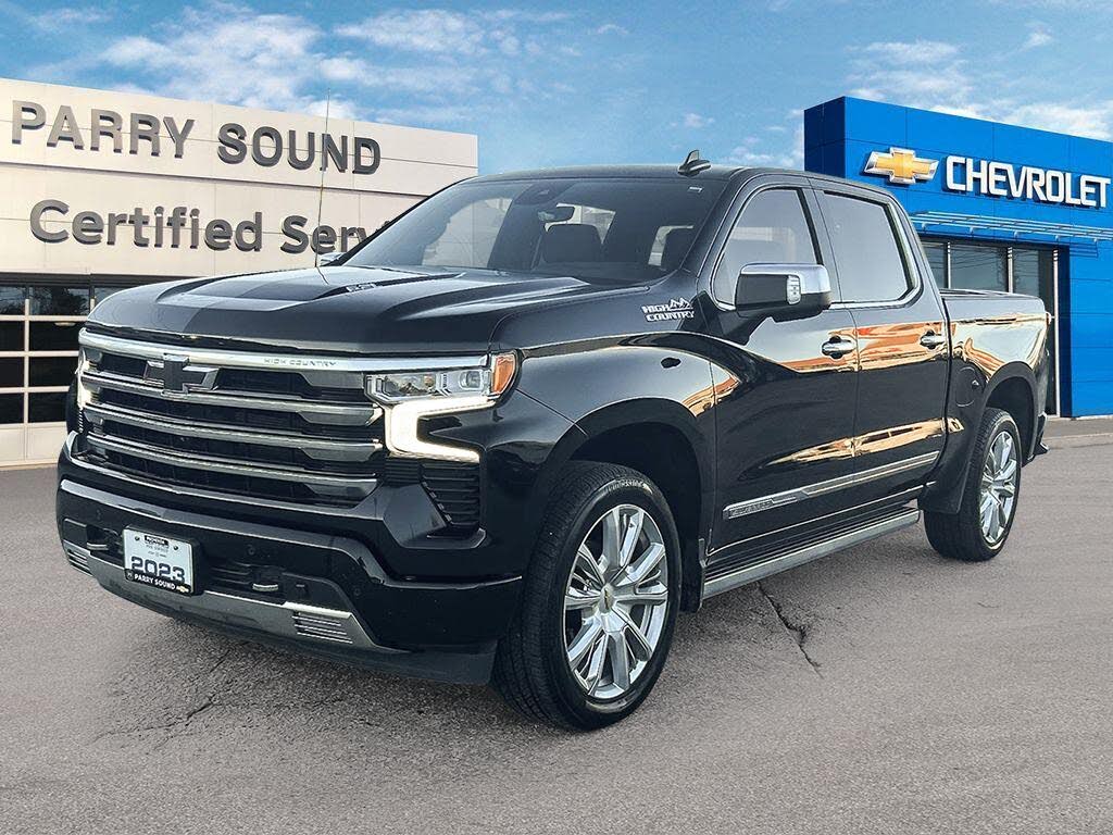 2023 Chevrolet Silverado 1500 High Country Crew Cab 4WD