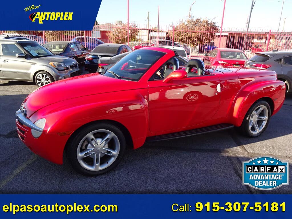 2004 Chevrolet SSR LS RWD