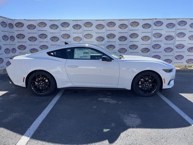 2026 Ford Mustang EcoBoost Fastback RWD