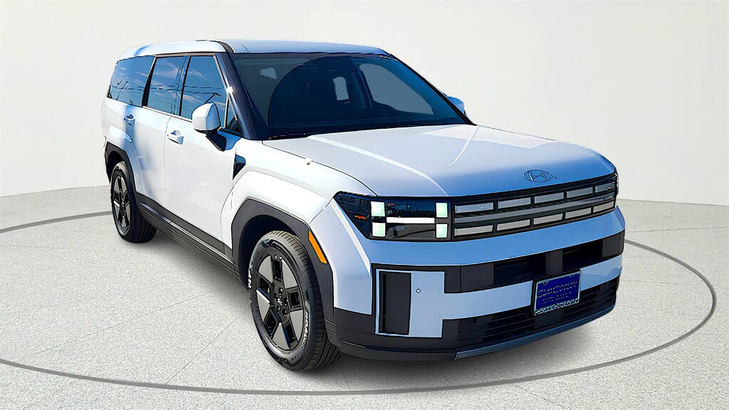 2026 Hyundai Santa Fe Hybrid SE FWD