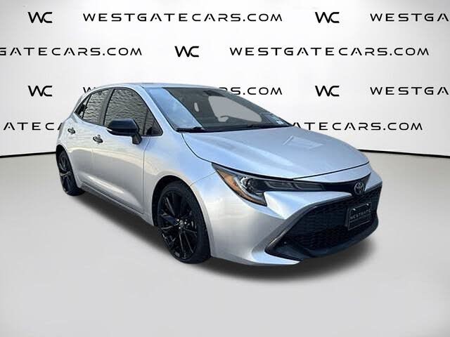 2020 Toyota Corolla Hatchback SE Nightshade Edition FWD