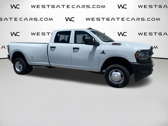 2024 RAM 3500 Tradesman Crew Cab LB DRW 4WD