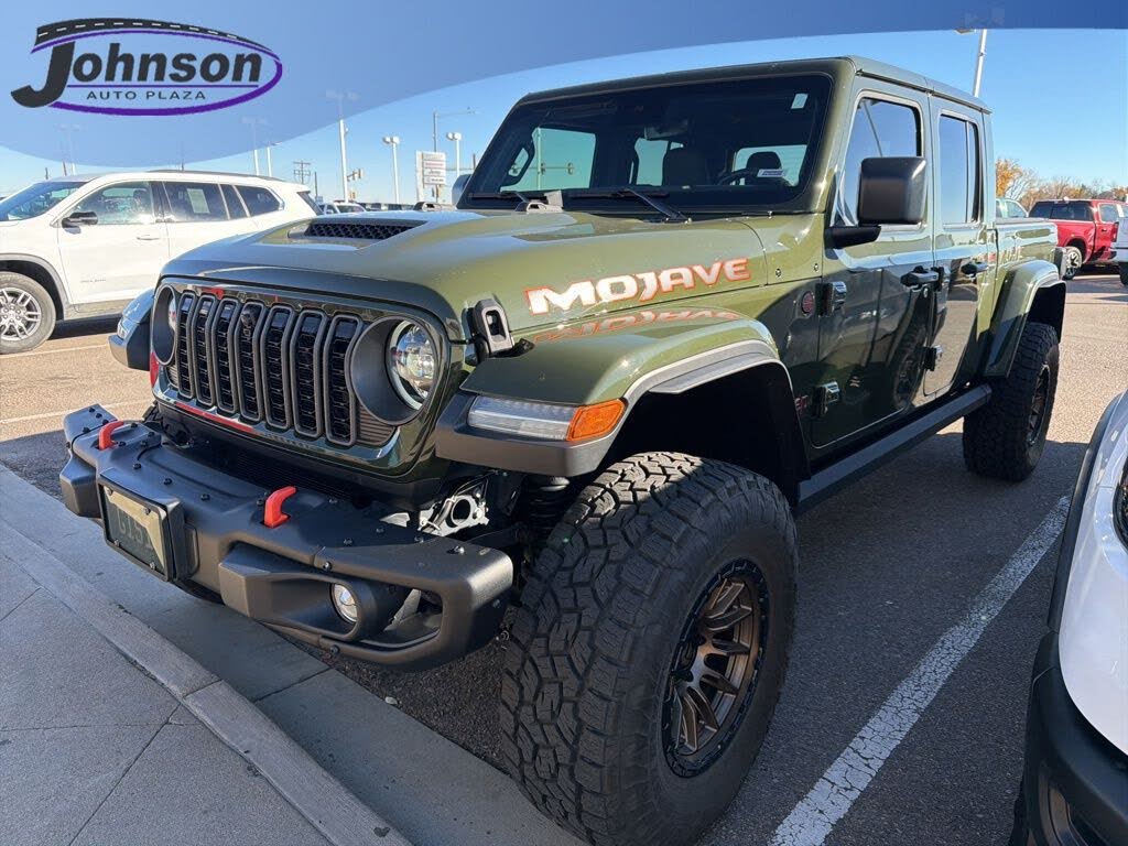 2024 Jeep Gladiator Mojave Crew Cab 4WD