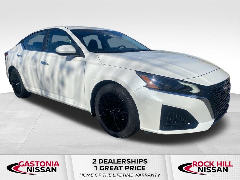 2025 Nissan Altima 2.5 SV FWD