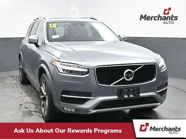 2018 Volvo XC90 T6 Momentum AWD