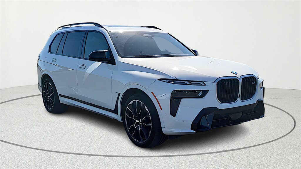 2023 BMW X7 M60i AWD