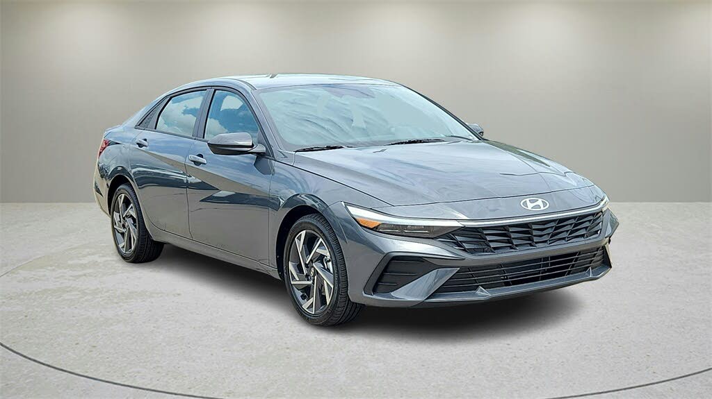 2025 Hyundai Elantra SEL Sport FWD