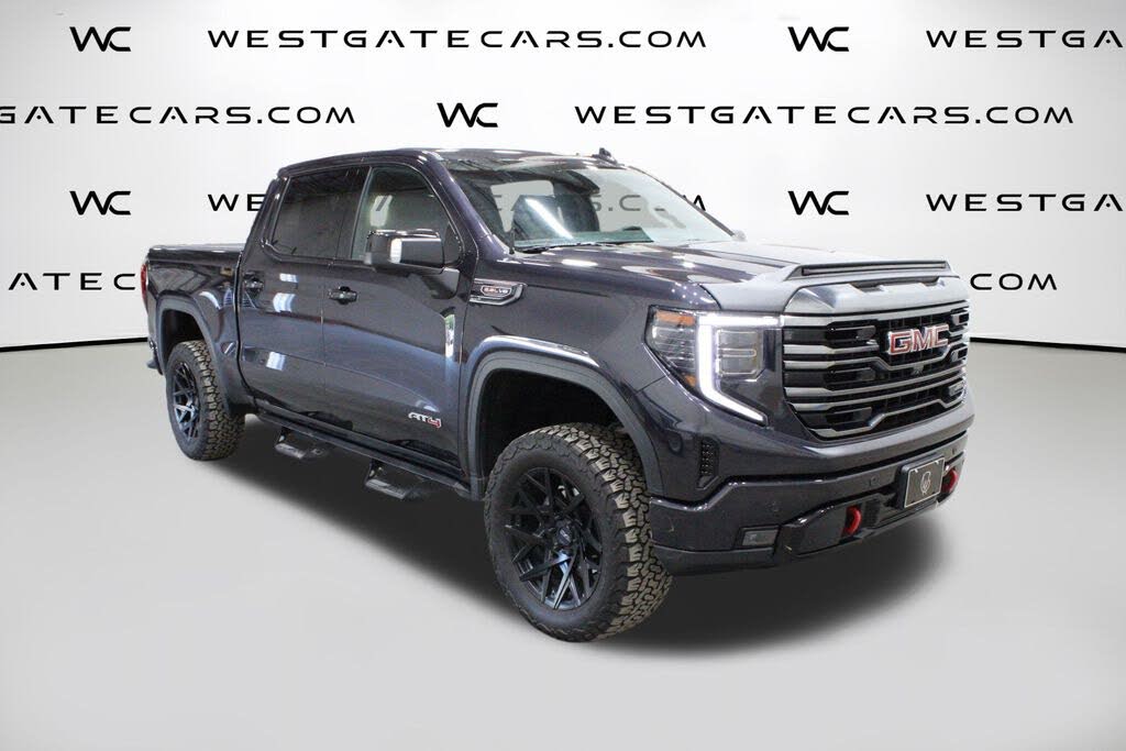 2023 GMC Sierra 1500 AT4 Crew Cab 4WD