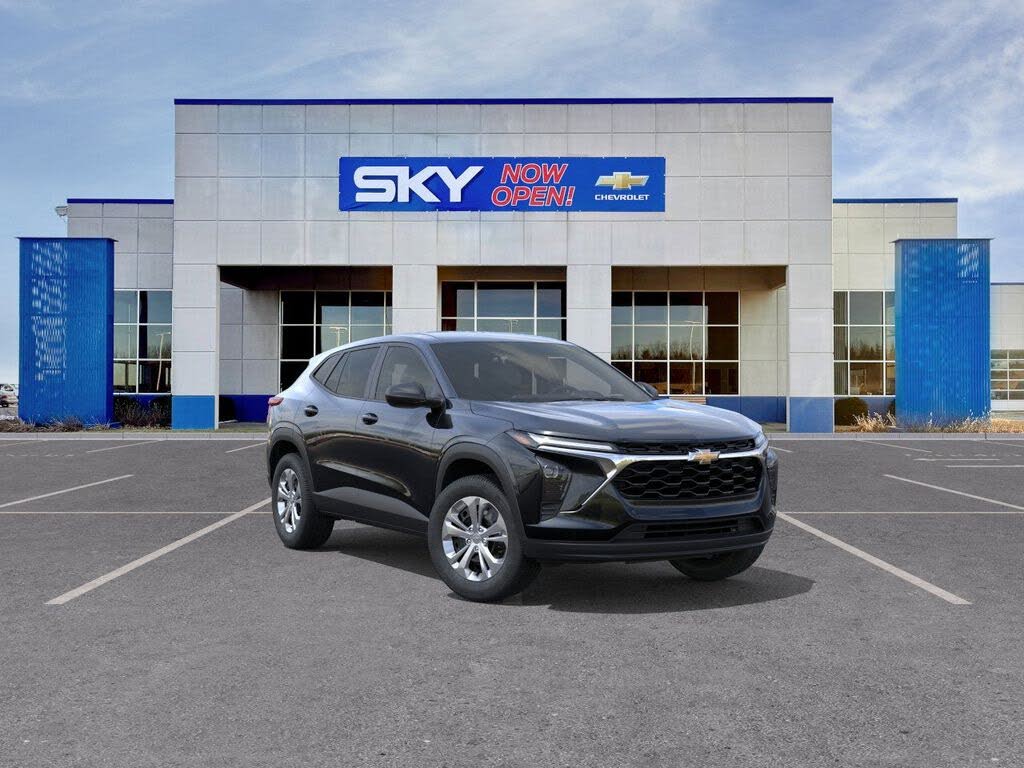 2026 Chevrolet Trax LS FWD